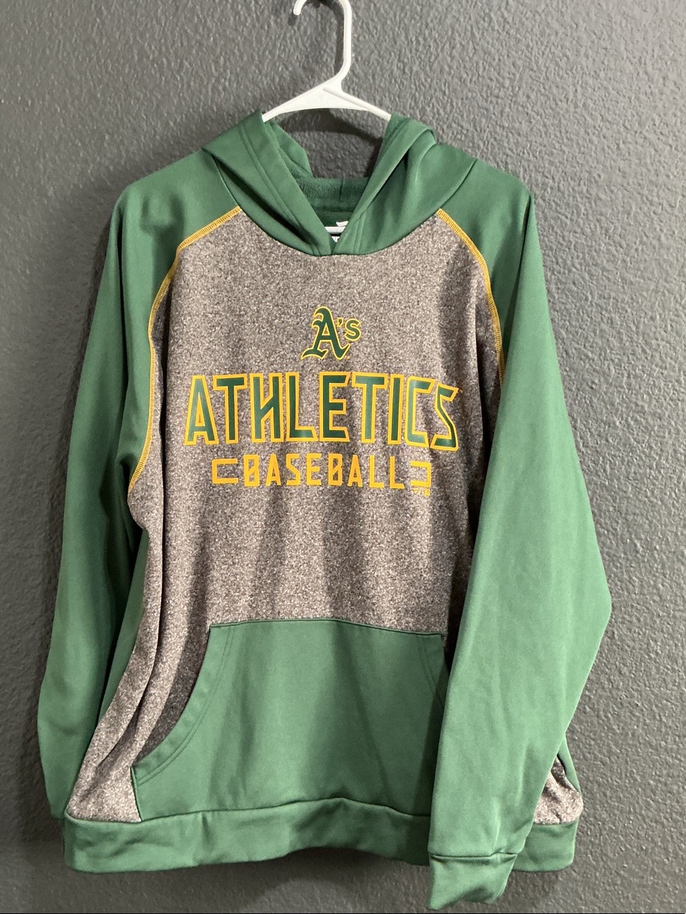 Fanatics Oakland Athletics Green & Gray Pullover Hoodie with Yellow Accents